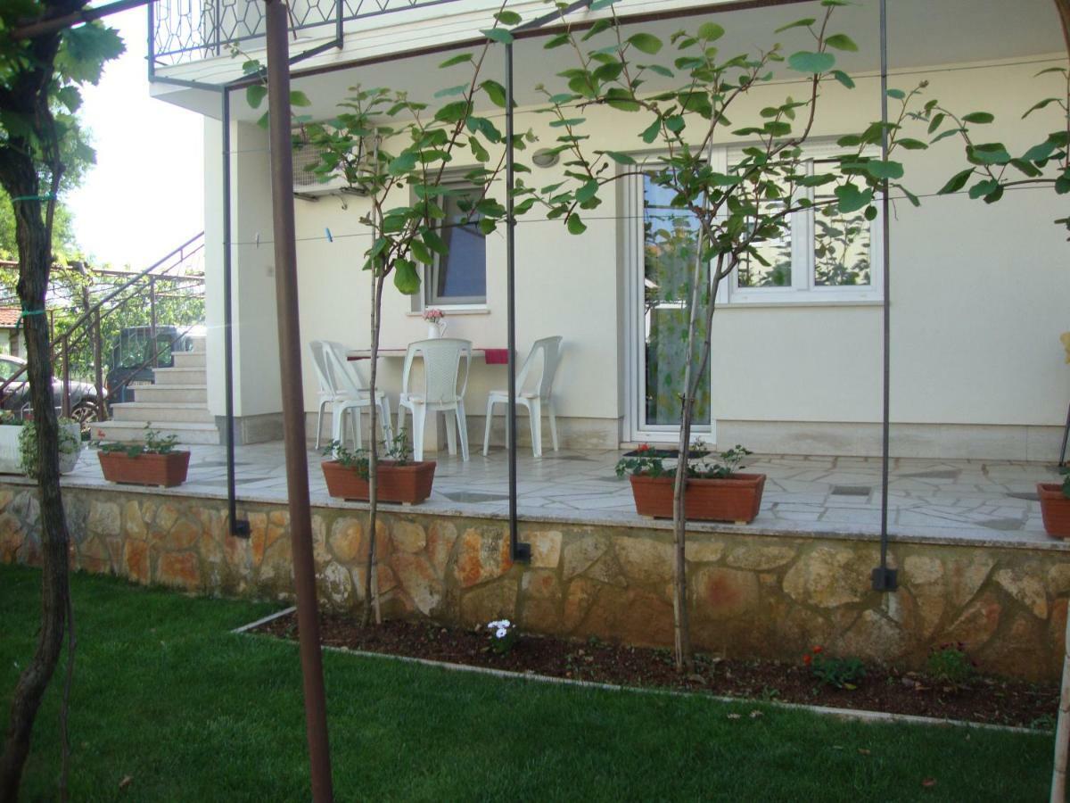 Apartment Mirta Pula Exteriér fotografie
